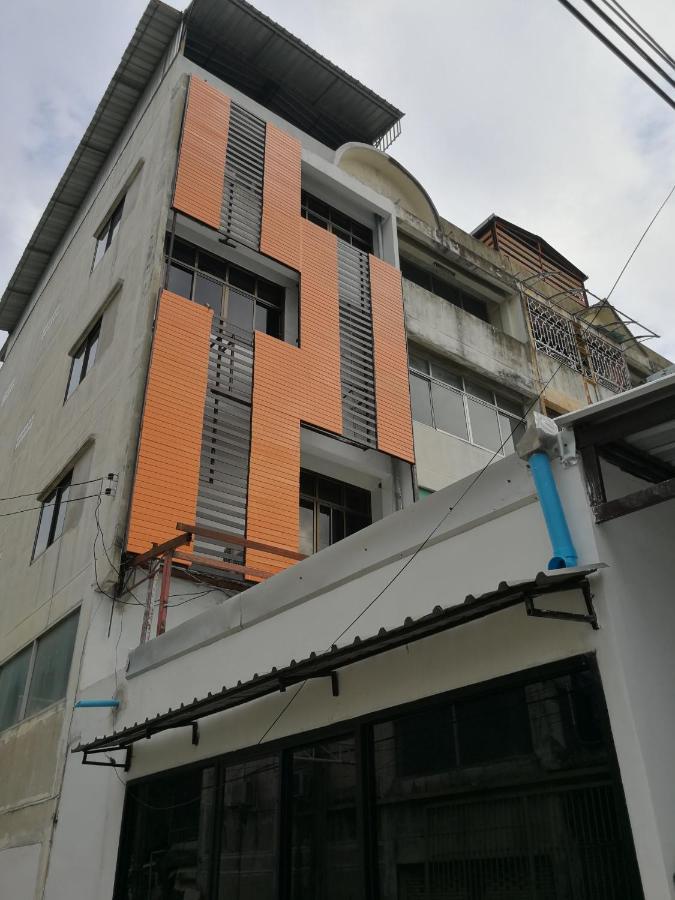 Happy Home Hostel Bangkok Exterior photo